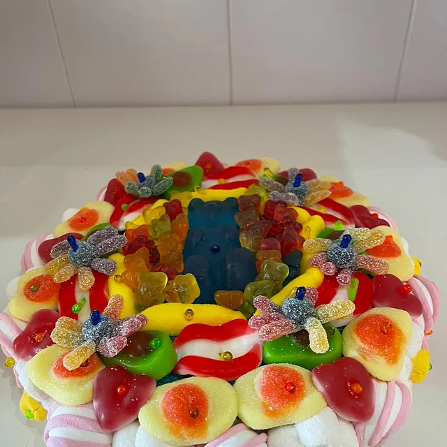 Cubidolç tarta de chucherias